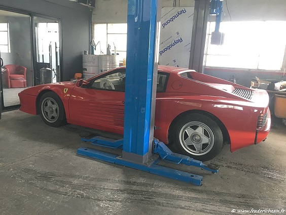 3 Garage Ferrari Maserati 77.jpg